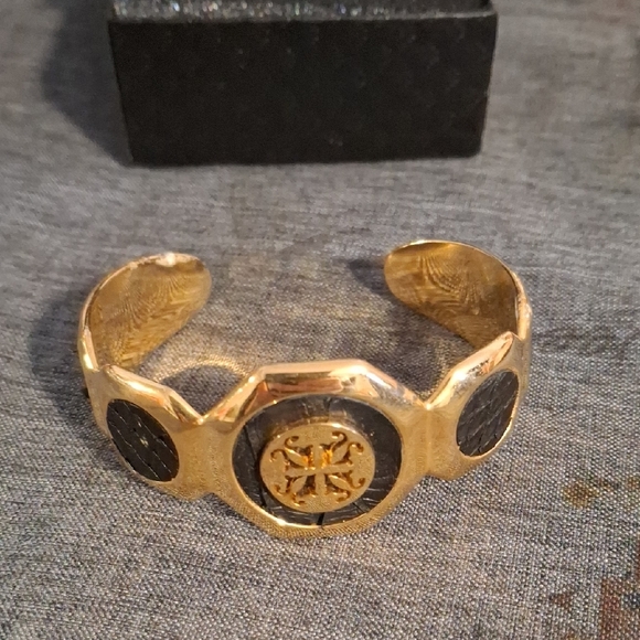 Rustic Cuff Jewelry - Rustic Cuff Gold and Black Cuff Bracelet